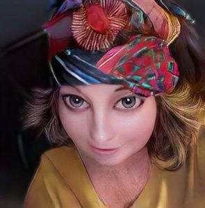 Meet your Posher, Debora